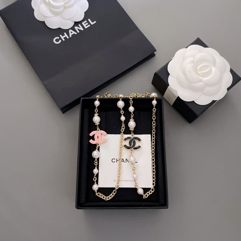 Ch*el brooches